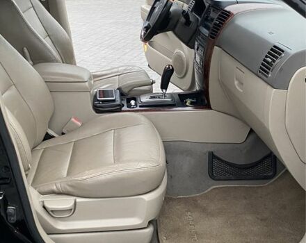 Черный Киа Соренто, объемом двигателя 2.5 л и пробегом 270 тыс. км за 2800 $, фото 6 на Automoto.ua