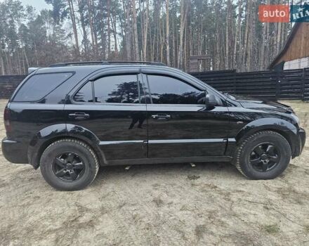 Черный Киа Соренто, объемом двигателя 2.5 л и пробегом 250 тыс. км за 5200 $, фото 4 на Automoto.ua