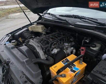 Черный Киа Соренто, объемом двигателя 2.5 л и пробегом 250 тыс. км за 4150 $, фото 22 на Automoto.ua