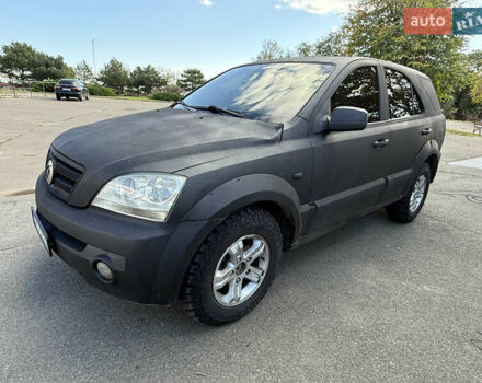 Черный Киа Соренто, объемом двигателя 2.5 л и пробегом 160 тыс. км за 3500 $, фото 1 на Automoto.ua