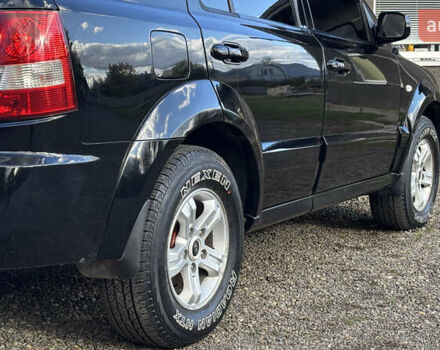 Киа Соренто 2005 в Кицмане на Automoto.ua Черный Киа Соренто, объемом двигателя 2.5 л и пробегом 300 тыс. км за 8411 $, фото 6 на Automoto.ua