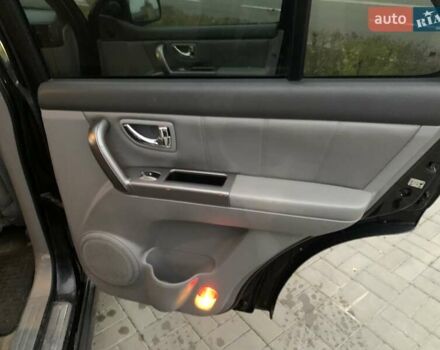 Чорний Кіа Соренто, об'ємом двигуна 2.5 л та пробігом 204 тис. км за 6150 $, фото 21 на Automoto.ua