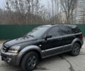 Черный Киа Соренто, объемом двигателя 2.5 л и пробегом 340 тыс. км за 7500 $, фото 2 на Automoto.ua