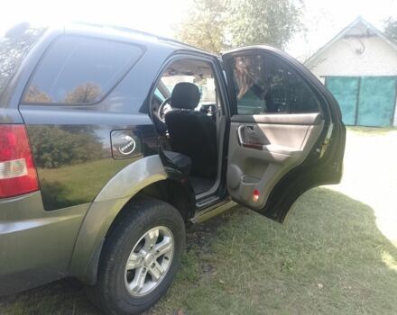 Киа Соренто 2005 в Конотопе на Automoto.ua Черный Киа Соренто, объемом двигателя 2.5 л и пробегом 137 тыс. км за 5000 $, фото 5 на Automoto.ua