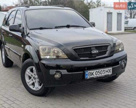 Черный Киа Соренто, объемом двигателя 2.5 л и пробегом 300 тыс. км за 8000 $, фото 7 на Automoto.ua