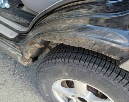 Черный Киа Соренто, объемом двигателя 2.5 л и пробегом 327 тыс. км за 3400 $, фото 2 на Automoto.ua