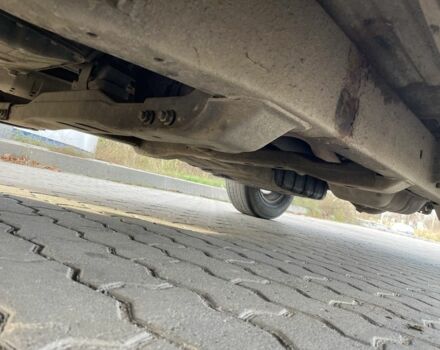 Черный Киа Соренто, объемом двигателя 2.5 л и пробегом 270 тыс. км за 3350 $, фото 9 на Automoto.ua