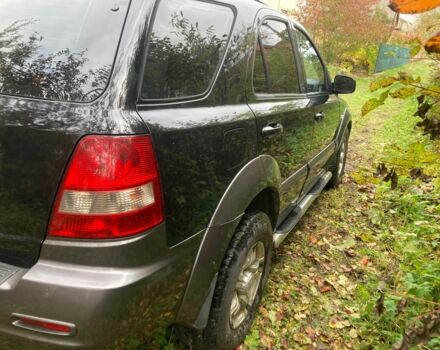 Черный Киа Соренто, объемом двигателя 2.5 л и пробегом 267 тыс. км за 3500 $, фото 3 на Automoto.ua