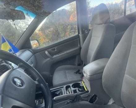 Чорний Кіа Соренто, об'ємом двигуна 2.5 л та пробігом 320 тис. км за 2800 $, фото 5 на Automoto.ua