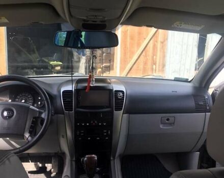 Черный Киа Соренто, объемом двигателя 2.5 л и пробегом 262 тыс. км за 9200 $, фото 10 на Automoto.ua