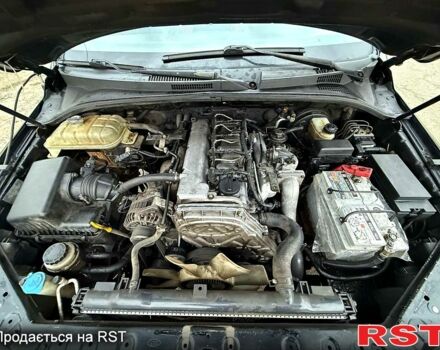 Черный Киа Соренто, объемом двигателя 2.5 л и пробегом 254 тыс. км за 3700 $, фото 8 на Automoto.ua