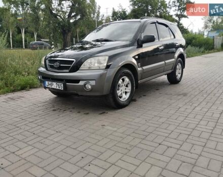 Черный Киа Соренто, объемом двигателя 2.5 л и пробегом 261 тыс. км за 4900 $, фото 1 на Automoto.ua