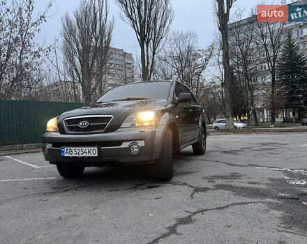 Черный Киа Соренто, объемом двигателя 2.5 л и пробегом 340 тыс. км за 7500 $, фото 21 на Automoto.ua