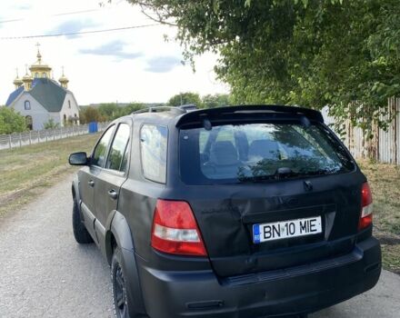 Черный Киа Соренто, объемом двигателя 2.5 л и пробегом 250 тыс. км за 3700 $, фото 4 на Automoto.ua