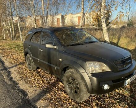 Черный Киа Соренто, объемом двигателя 2.5 л и пробегом 236 тыс. км за 8000 $, фото 2 на Automoto.ua