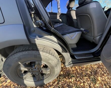 Черный Киа Соренто, объемом двигателя 2.5 л и пробегом 236 тыс. км за 8000 $, фото 6 на Automoto.ua