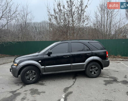 Черный Киа Соренто, объемом двигателя 2.5 л и пробегом 340 тыс. км за 7500 $, фото 3 на Automoto.ua