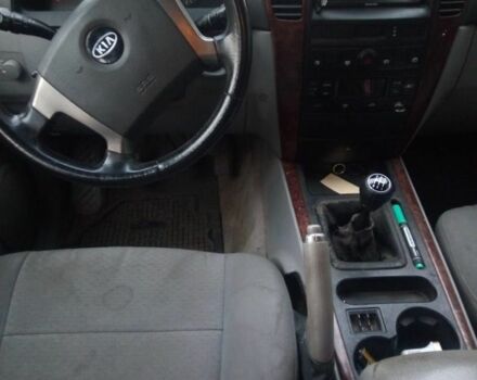 Чорний Кіа Соренто, об'ємом двигуна 2.5 л та пробігом 300 тис. км за 3700 $, фото 6 на Automoto.ua