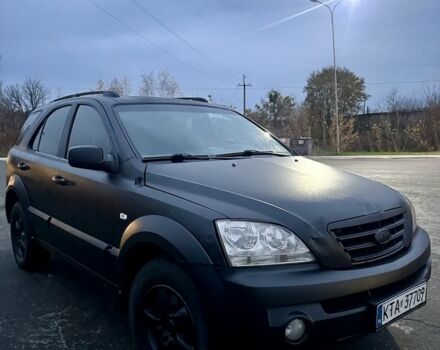 Киа Соренто 2005 в Изюме на Automoto.ua Черный Киа Соренто, объемом двигателя 2.5 л и пробегом 315 тыс. км за 3700 $, фото 5 на Automoto.ua