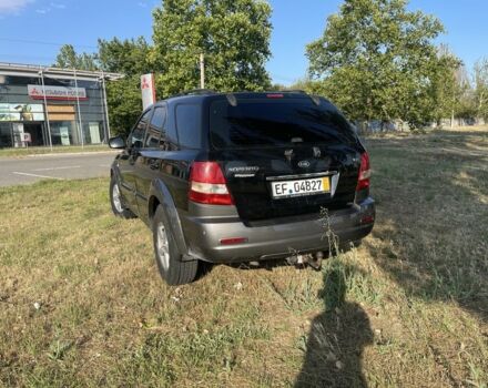 Черный Киа Соренто, объемом двигателя 2.5 л и пробегом 250 тыс. км за 4600 $, фото 3 на Automoto.ua