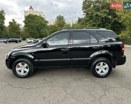 Черный Киа Соренто, объемом двигателя 2.5 л и пробегом 332 тыс. км за 5700 $, фото 1 на Automoto.ua