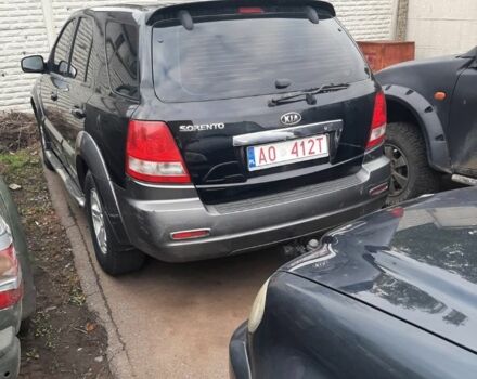 Черный Киа Соренто, объемом двигателя 2.5 л и пробегом 350 тыс. км за 2000 $, фото 4 на Automoto.ua