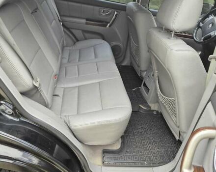 Черный Киа Соренто, объемом двигателя 2.5 л и пробегом 296 тыс. км за 6200 $, фото 7 на Automoto.ua