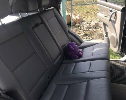 Черный Киа Соренто, объемом двигателя 2.5 л и пробегом 262 тыс. км за 9200 $, фото 21 на Automoto.ua