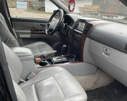 Черный Киа Соренто, объемом двигателя 2.5 л и пробегом 250 тыс. км за 4100 $, фото 3 на Automoto.ua