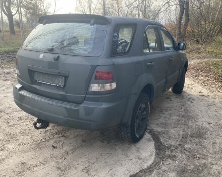 Черный Киа Соренто, объемом двигателя 2.5 л и пробегом 293 тыс. км за 3450 $, фото 5 на Automoto.ua