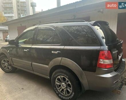 Черный Киа Соренто, объемом двигателя 2.5 л и пробегом 262 тыс. км за 9500 $, фото 4 на Automoto.ua