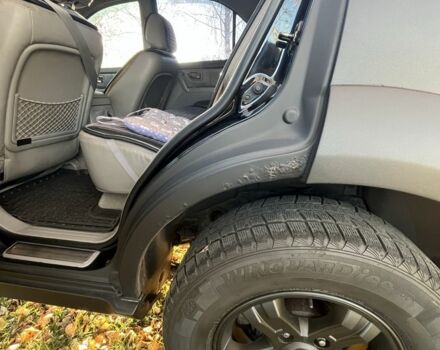 Черный Киа Соренто, объемом двигателя 2.5 л и пробегом 236 тыс. км за 8000 $, фото 7 на Automoto.ua