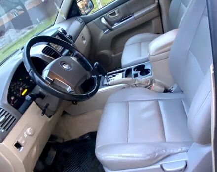 Чорний Кіа Соренто, об'ємом двигуна 2.5 л та пробігом 216 тис. км за 6200 $, фото 4 на Automoto.ua