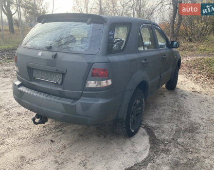 Черный Киа Соренто, объемом двигателя 2.5 л и пробегом 293 тыс. км за 3450 $, фото 5 на Automoto.ua