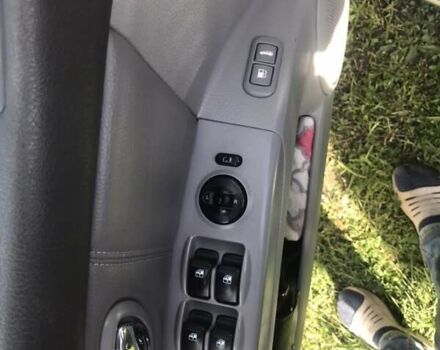 Черный Киа Соренто, объемом двигателя 2.5 л и пробегом 262 тыс. км за 9200 $, фото 28 на Automoto.ua