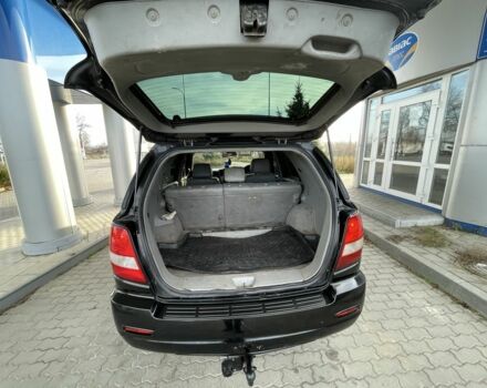 Черный Киа Соренто, объемом двигателя 2.5 л и пробегом 270 тыс. км за 3350 $, фото 19 на Automoto.ua