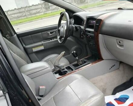 Черный Киа Соренто, объемом двигателя 2.5 л и пробегом 302 тыс. км за 4300 $, фото 5 на Automoto.ua