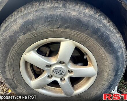 Чорний Кіа Соренто, об'ємом двигуна 2.5 л та пробігом 270 тис. км за 2750 $, фото 5 на Automoto.ua