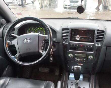 Чорний Кіа Соренто, об'ємом двигуна 2.5 л та пробігом 267 тис. км за 5200 $, фото 10 на Automoto.ua