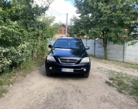 Черный Киа Соренто, объемом двигателя 2.5 л и пробегом 439 тыс. км за 5148 $, фото 4 на Automoto.ua