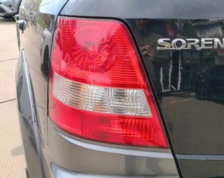 Черный Киа Соренто, объемом двигателя 2.4 л и пробегом 300 тыс. км за 6490 $, фото 7 на Automoto.ua