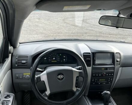 Черный Киа Соренто, объемом двигателя 2.5 л и пробегом 244 тыс. км за 4750 $, фото 7 на Automoto.ua