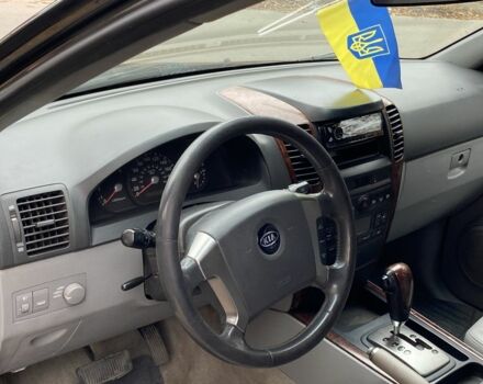 Чорний Кіа Соренто, об'ємом двигуна 2.5 л та пробігом 210 тис. км за 3450 $, фото 10 на Automoto.ua