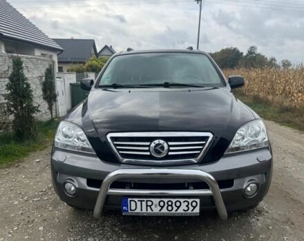Чорний Кіа Соренто, об'ємом двигуна 2.5 л та пробігом 247 тис. км за 3500 $, фото 4 на Automoto.ua