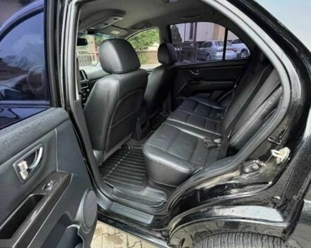 Черный Киа Соренто, объемом двигателя 2.5 л и пробегом 265 тыс. км за 2400 $, фото 4 на Automoto.ua