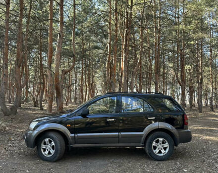 Черный Киа Соренто, объемом двигателя 2.5 л и пробегом 192 тыс. км за 6500 $, фото 5 на Automoto.ua