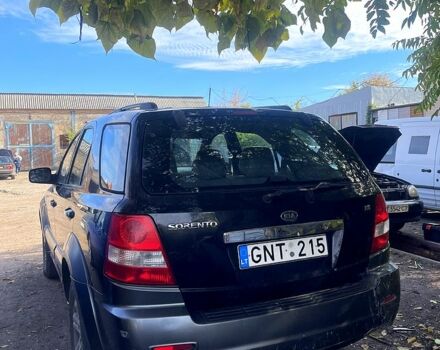 Черный Киа Соренто, объемом двигателя 3.5 л и пробегом 200 тыс. км за 3800 $, фото 4 на Automoto.ua