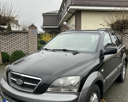 Черный Киа Соренто, объемом двигателя 2.5 л и пробегом 250 тыс. км за 4750 $, фото 1 на Automoto.ua