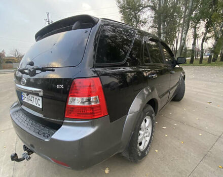 Черный Киа Соренто, объемом двигателя 2.5 л и пробегом 130 тыс. км за 8500 $, фото 4 на Automoto.ua