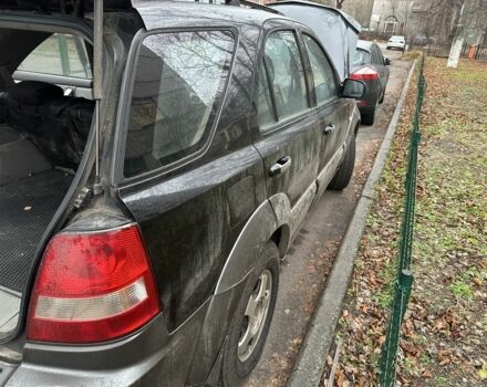 Черный Киа Соренто, объемом двигателя 2.5 л и пробегом 327 тыс. км за 6200 $, фото 2 на Automoto.ua